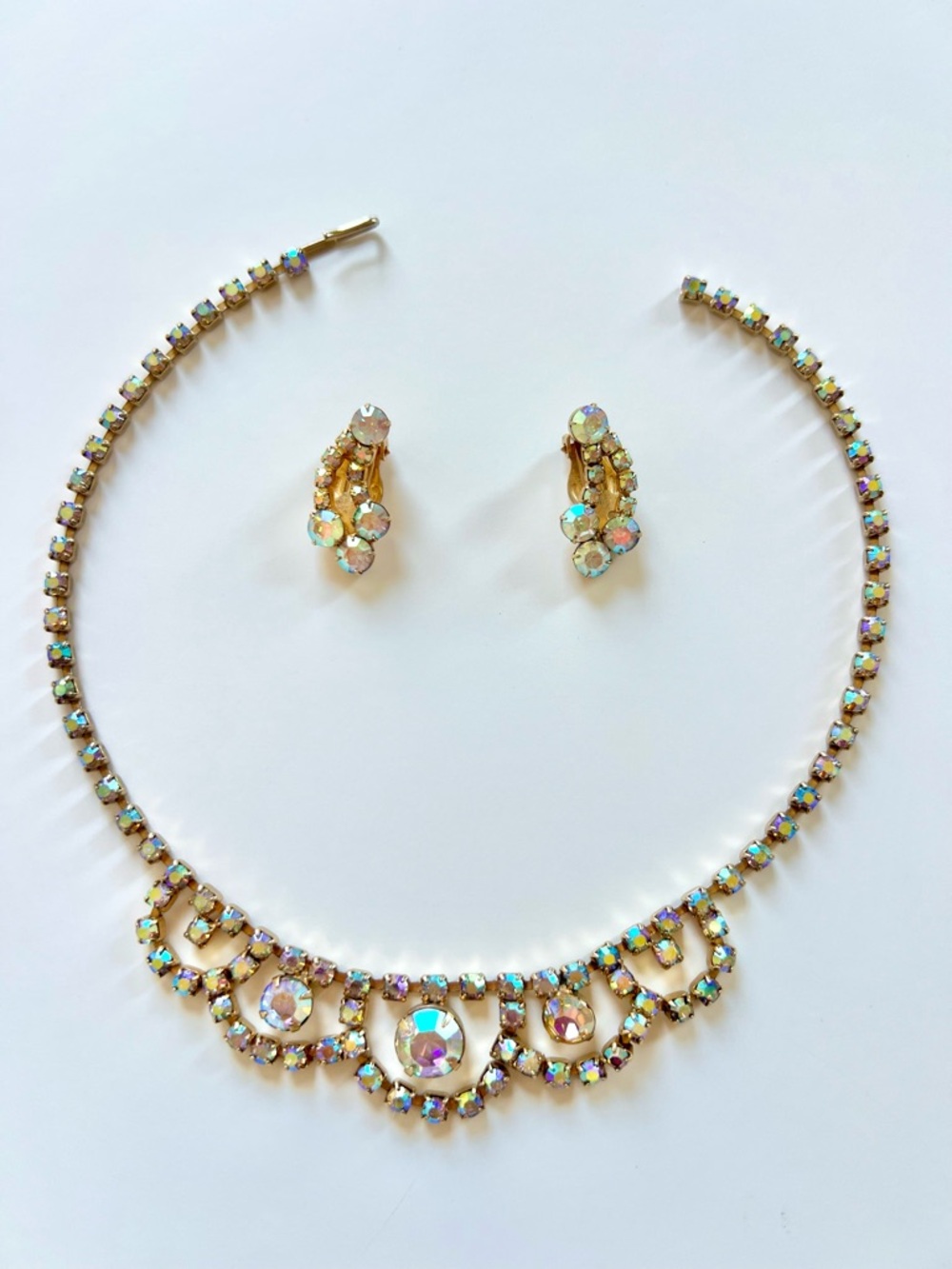 Vintage 1950s aurora borealis necklace set